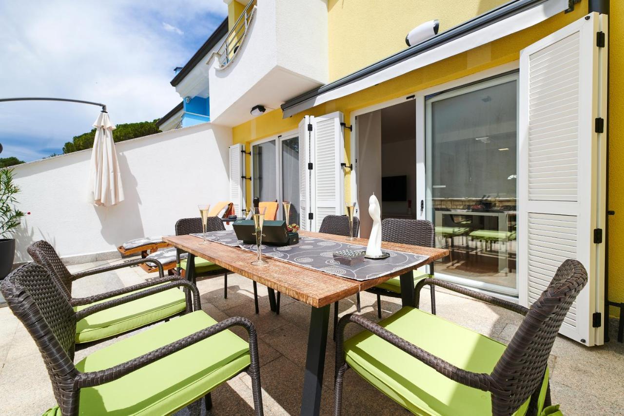 Villa Perla Umag Exterior photo